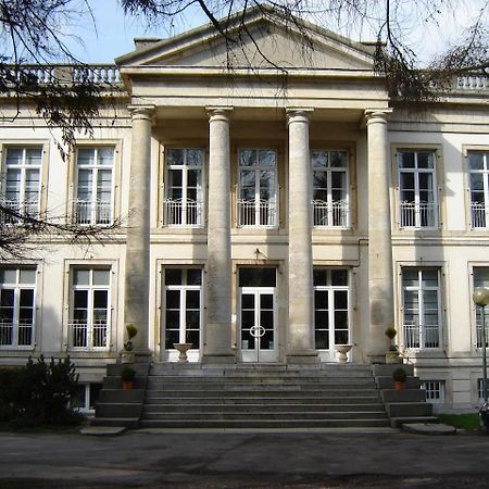 Hostellerie De La Quenoeuille マルキーズ エクステリア 写真