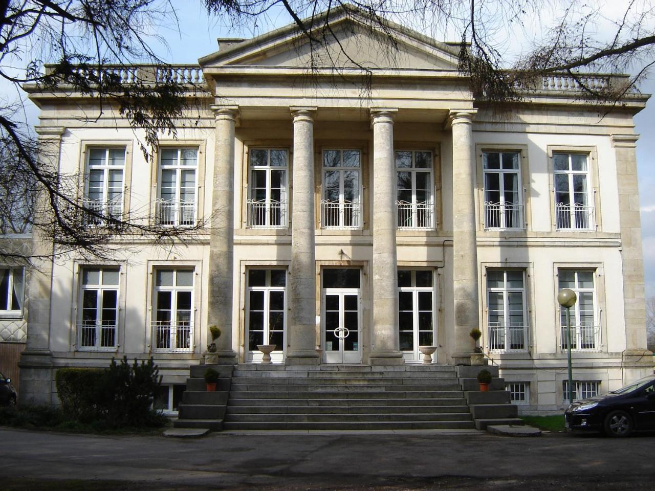 Hostellerie De La Quenoeuille マルキーズ エクステリア 写真