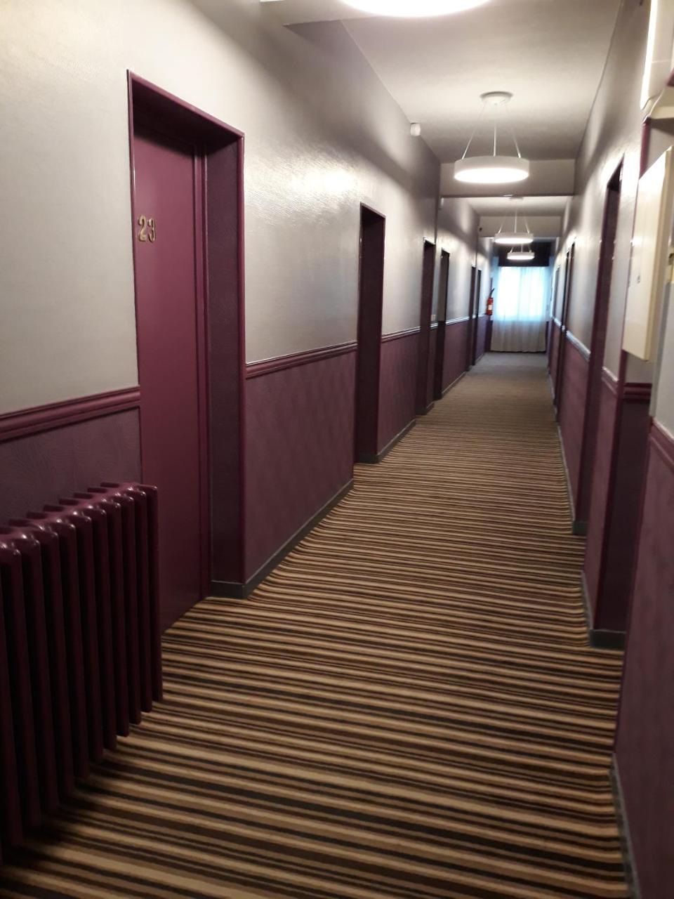 Hostellerie De La Quenoeuille マルキーズ エクステリア 写真